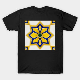 Seamless relief sculpture decoration retro pattern Chinese royal yellow blue curve flower star shape T-Shirt